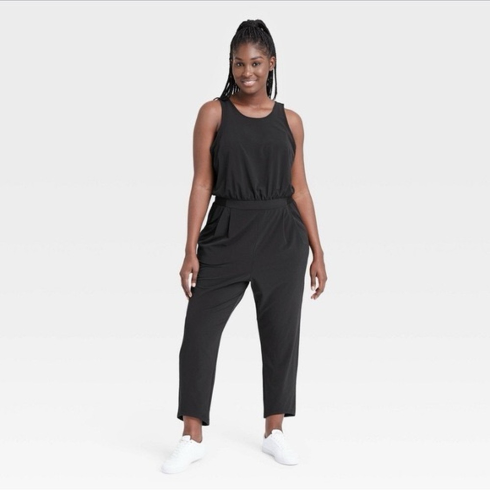 Own this in 3 colors, don’t wear the black as much